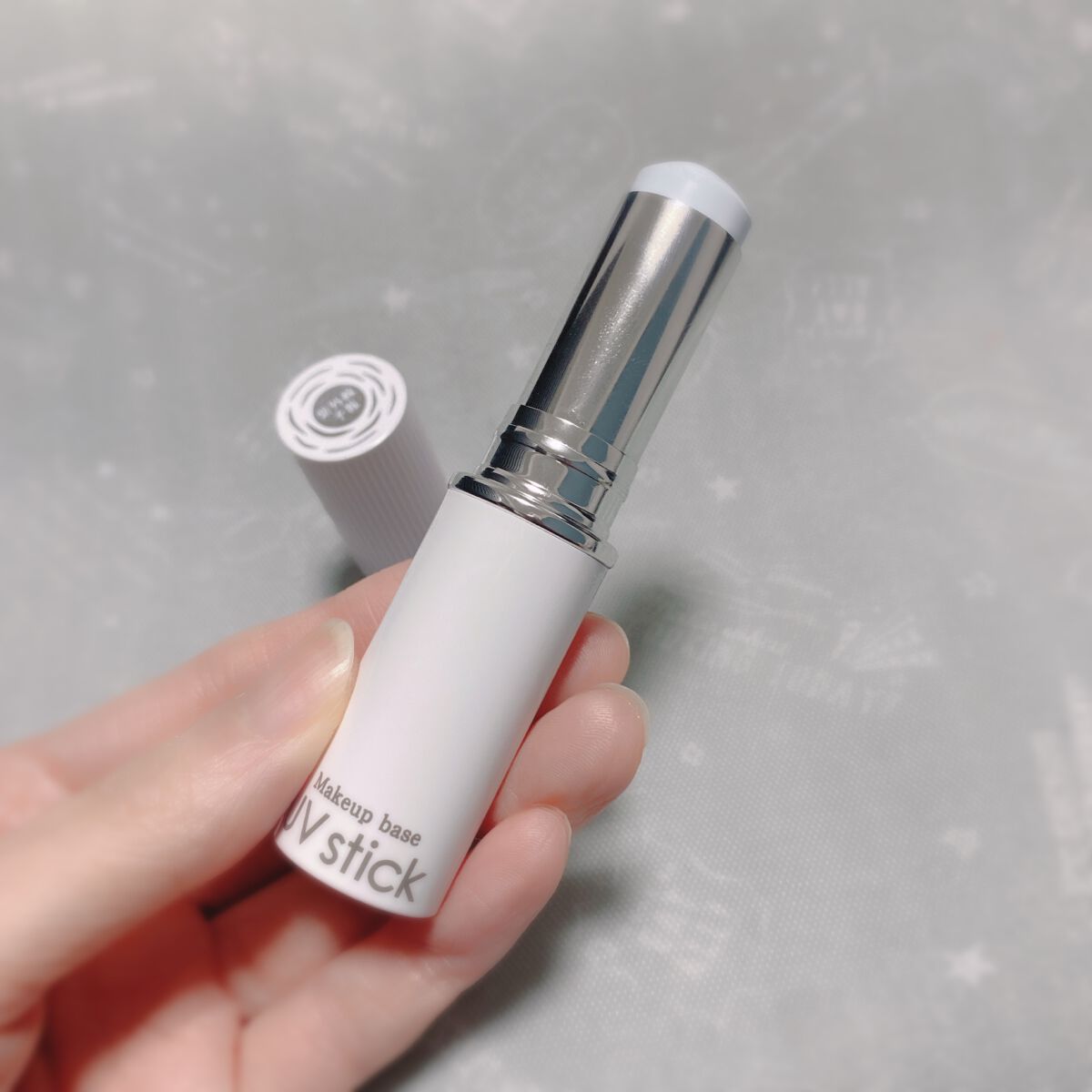 メイクを守るUVスティック /紫外線予報/日焼け止めスティックを使ったクチコミ（2枚目）