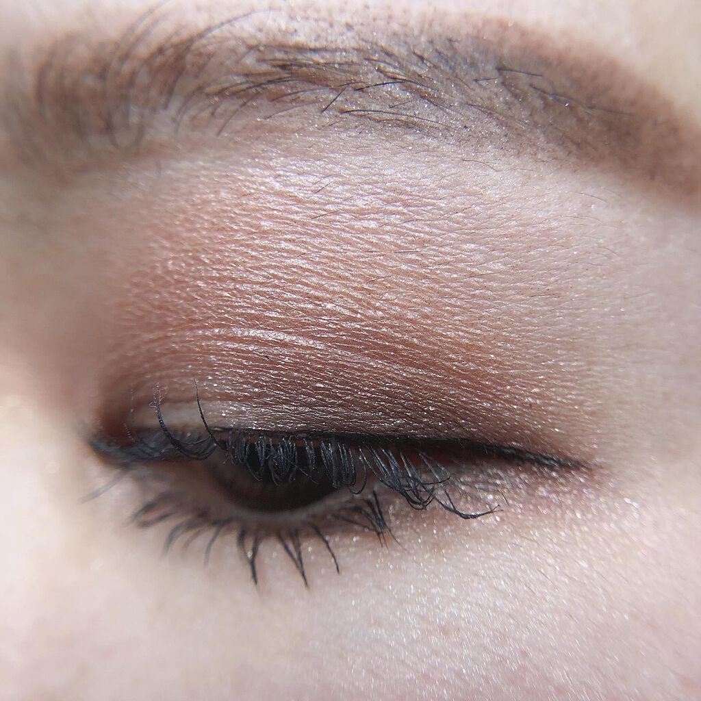 あゆみ on LIPS 「・\#todaysmake/・アイシャドウ☑@lunasolo..」(4枚目)