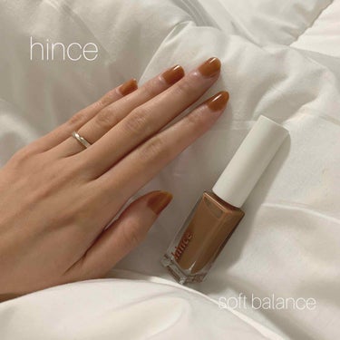 《Hince》
Glow up nail color - soft balance 

LIPSは見る専門でしたが、、
このネイルが可愛すぎるので投稿します！

写真は一度塗りです🌷🌷
茶色と肌色が混ざ