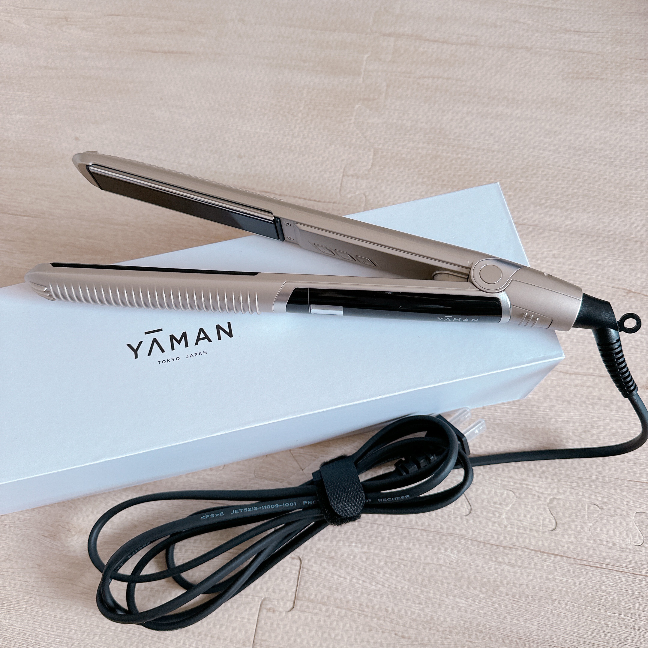 スムースアイロンフォトイオン 通常色/YA-MAN TOKYO JAPAN/ストレートアイロンを使ったクチコミ（1枚目）