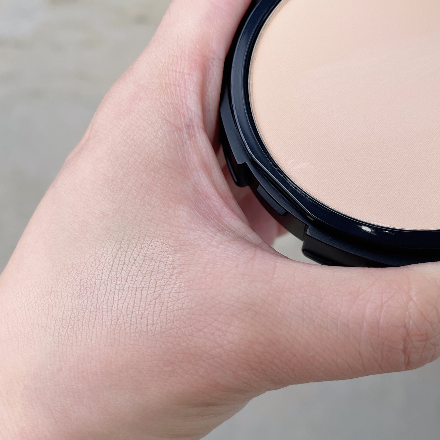 ベアプロ 24HR パウダー ファンデーション/bareMinerals/パウダーファンデーションを使ったクチコミ(4枚目)
