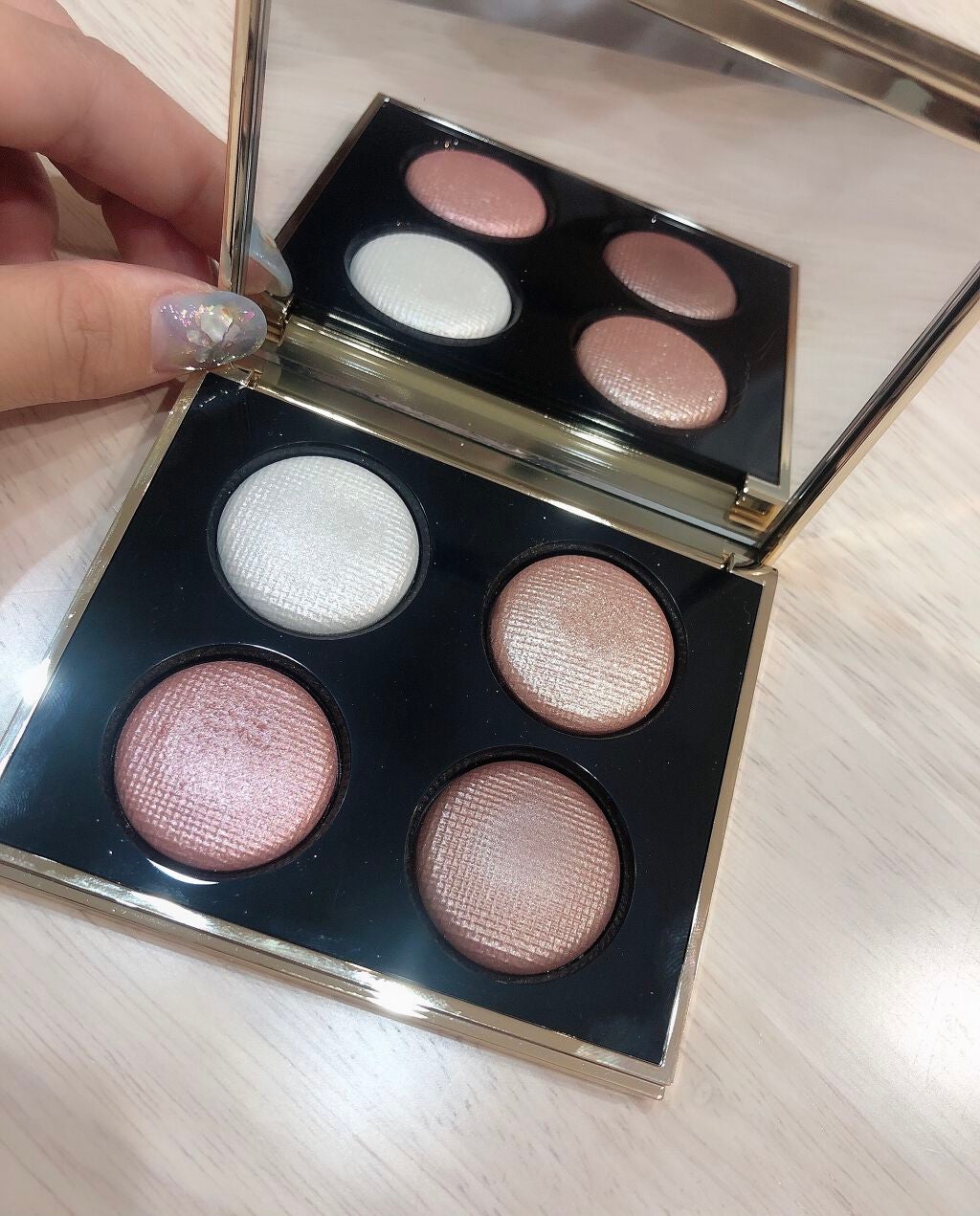 ピンク グロウ リュクス アイシャドウ パレット/BOBBI BROWN/アイシャドウパレットを使ったクチコミ(3枚目)