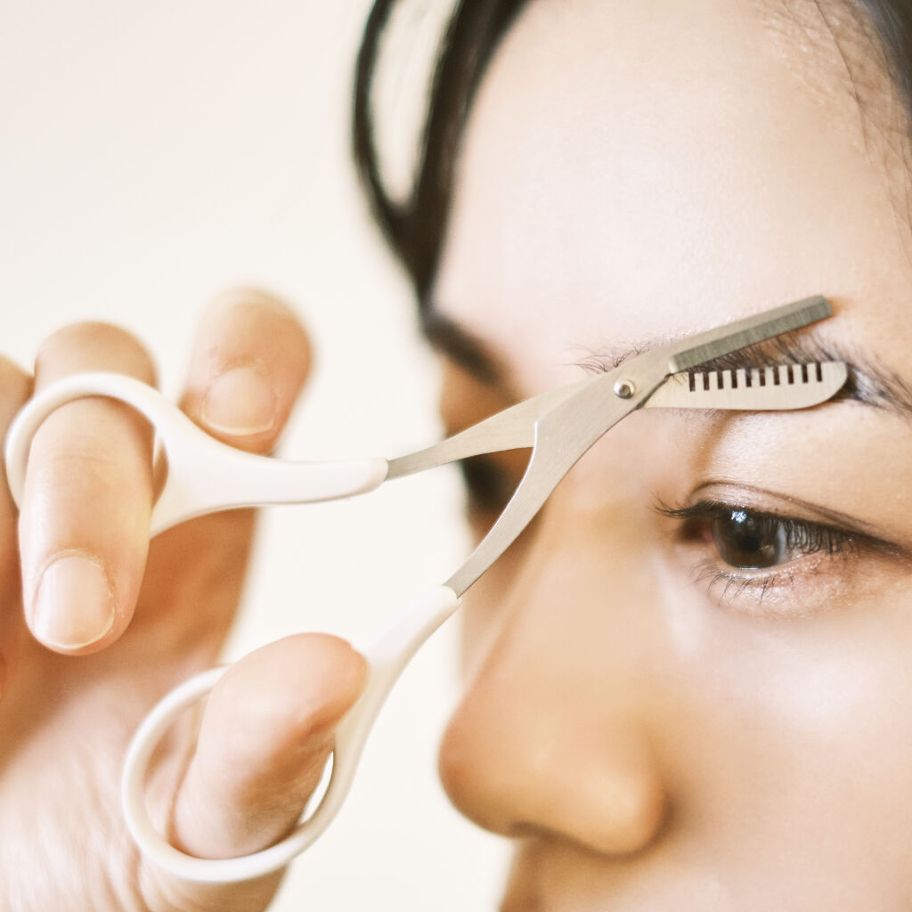 眉スキハサミ/貝印/その他化粧小物を使ったクチコミ（1枚目）