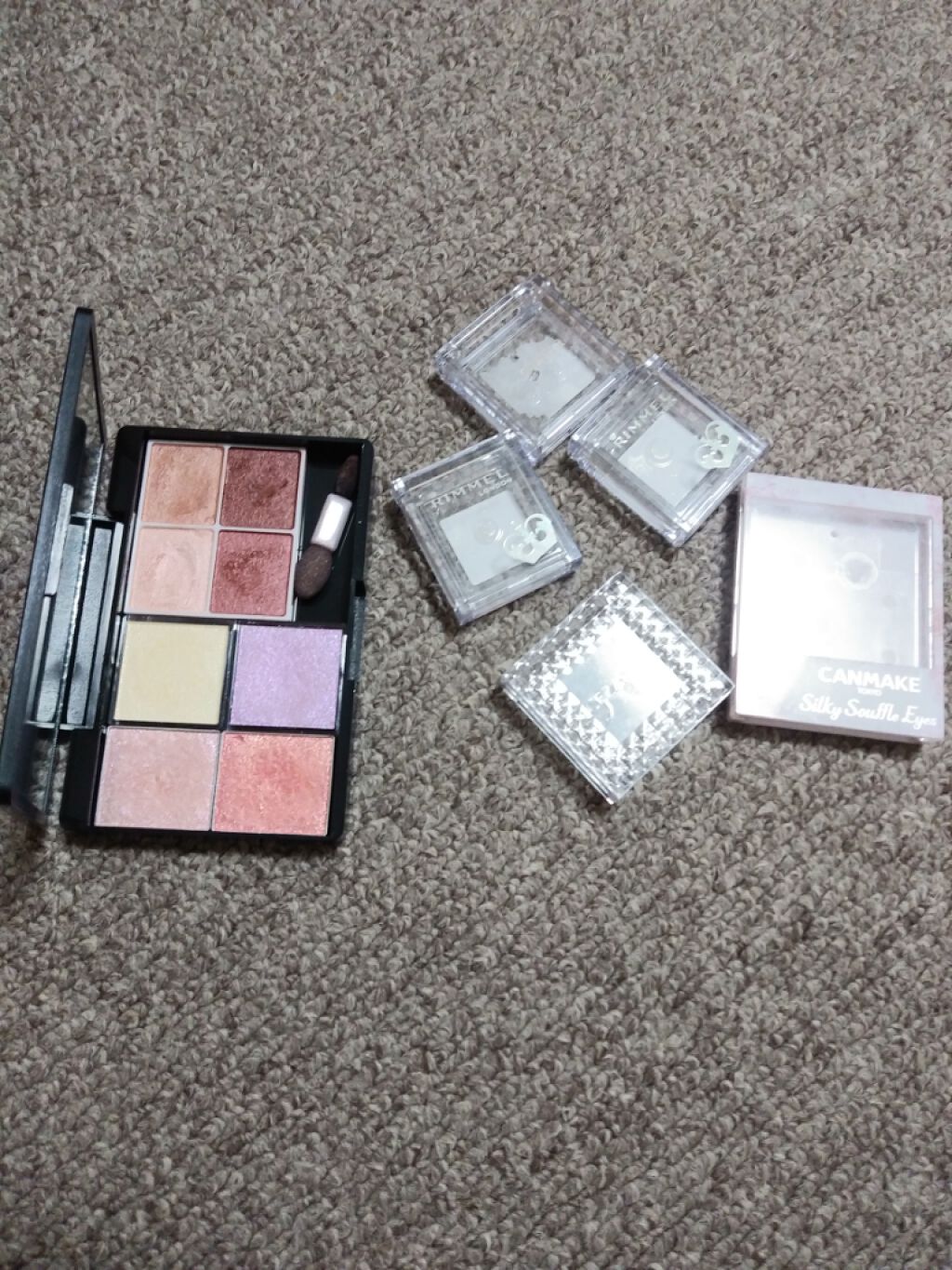 メイクアップケース(ミラー付き)/DAISO/その他化粧小物を使ったクチコミ（1枚目）