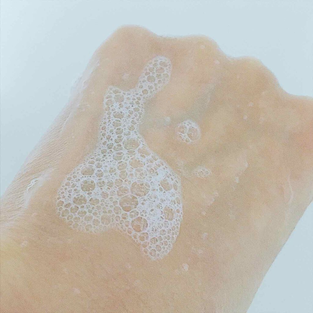 まゆ on LIPS 「パーフェクトCクレンジング&洗顔ジェル『パーフェクト..」(4枚目)