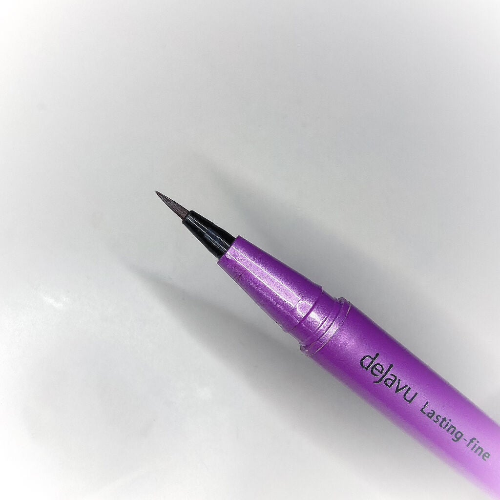 「密着アイライナー」ショート筆リキッド/デジャヴュ/リキッドアイライナーを使ったクチコミ(4枚目)