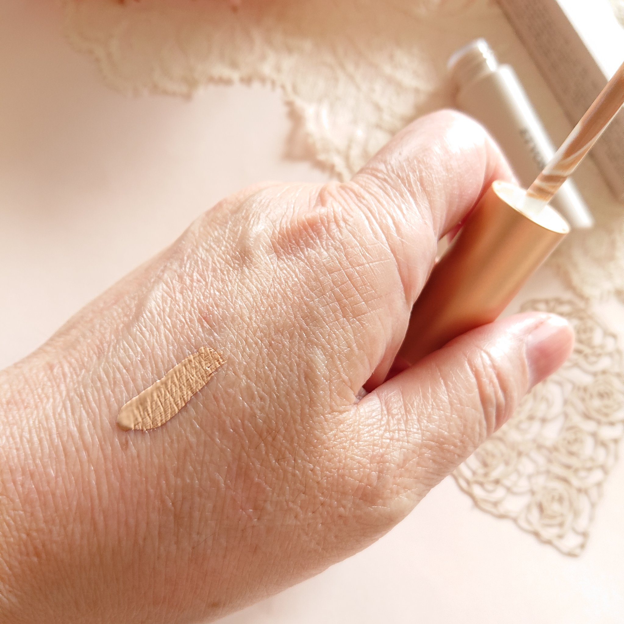 ミネラルインナートリートメントリキッドコンシーラー/エトヴォス/リキッドコンシーラーを使ったクチコミ（3枚目）