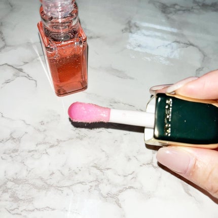 キスキス ビー グロウ オイル/GUERLAIN/リップグロスを使ったクチコミ(2枚目)