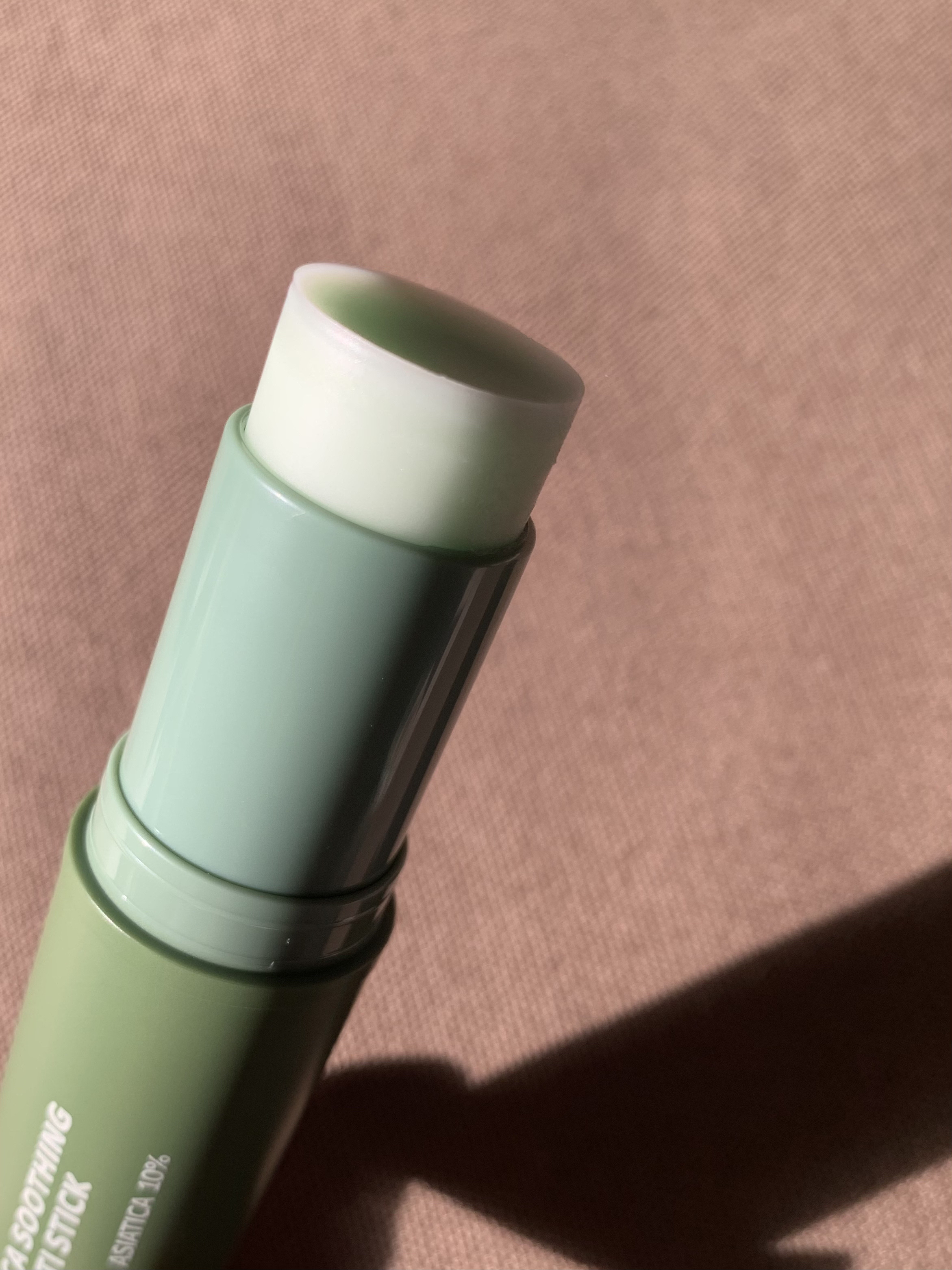 シカスージングスティック/TAGA/フェイスバームを使ったクチコミ（3枚目）