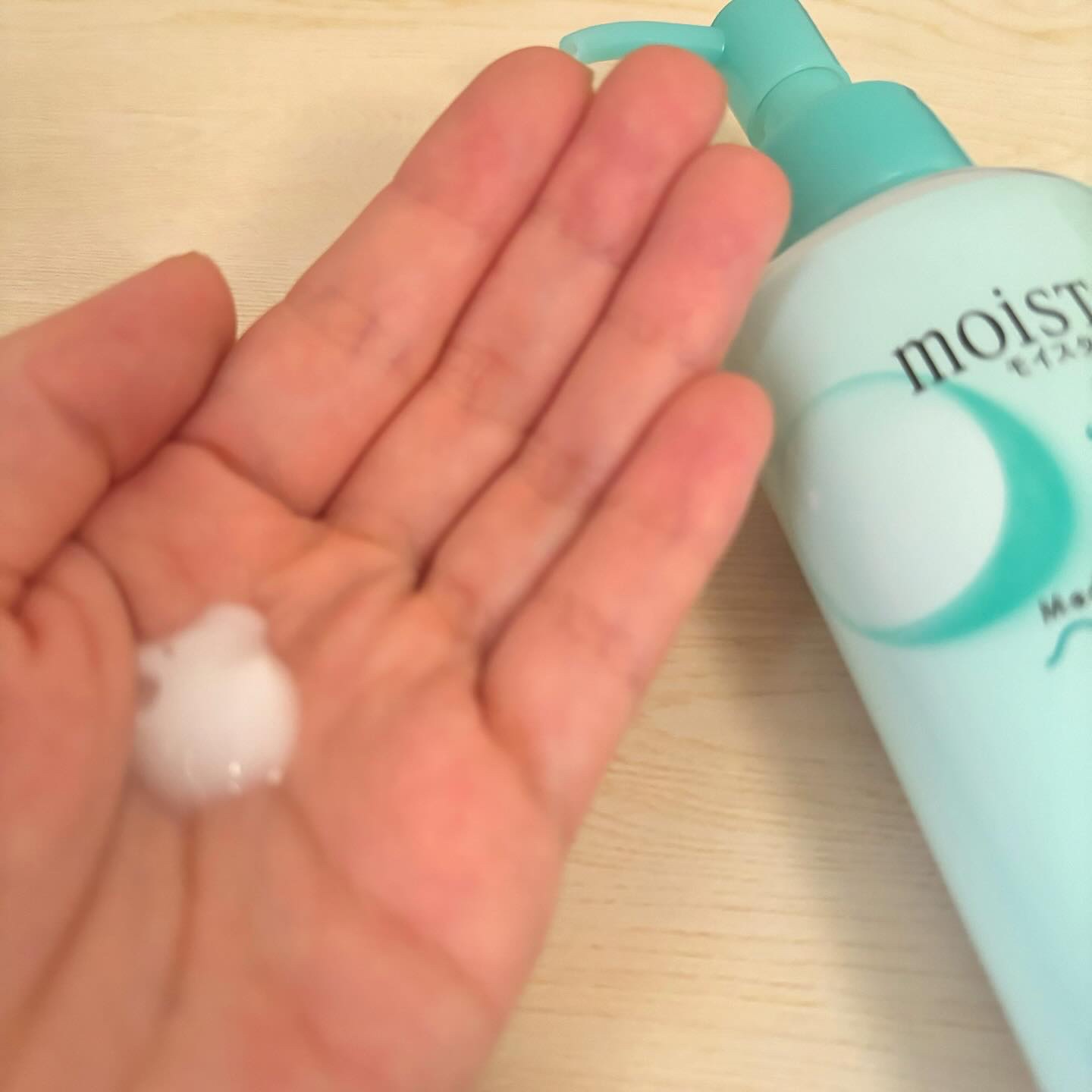 モイスタージュ　薬用エッセンスゲル（しっとり）  ［医薬部外品］/モイスタージュ/フェイスクリームを使ったクチコミ（3枚目）