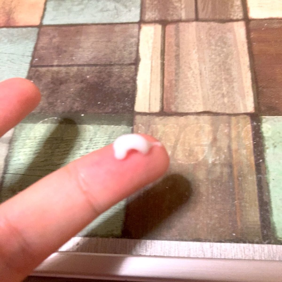 プラセホワイター 薬用美白アイクリーム/明色/アイケア・アイクリームを使ったクチコミ（3枚目）