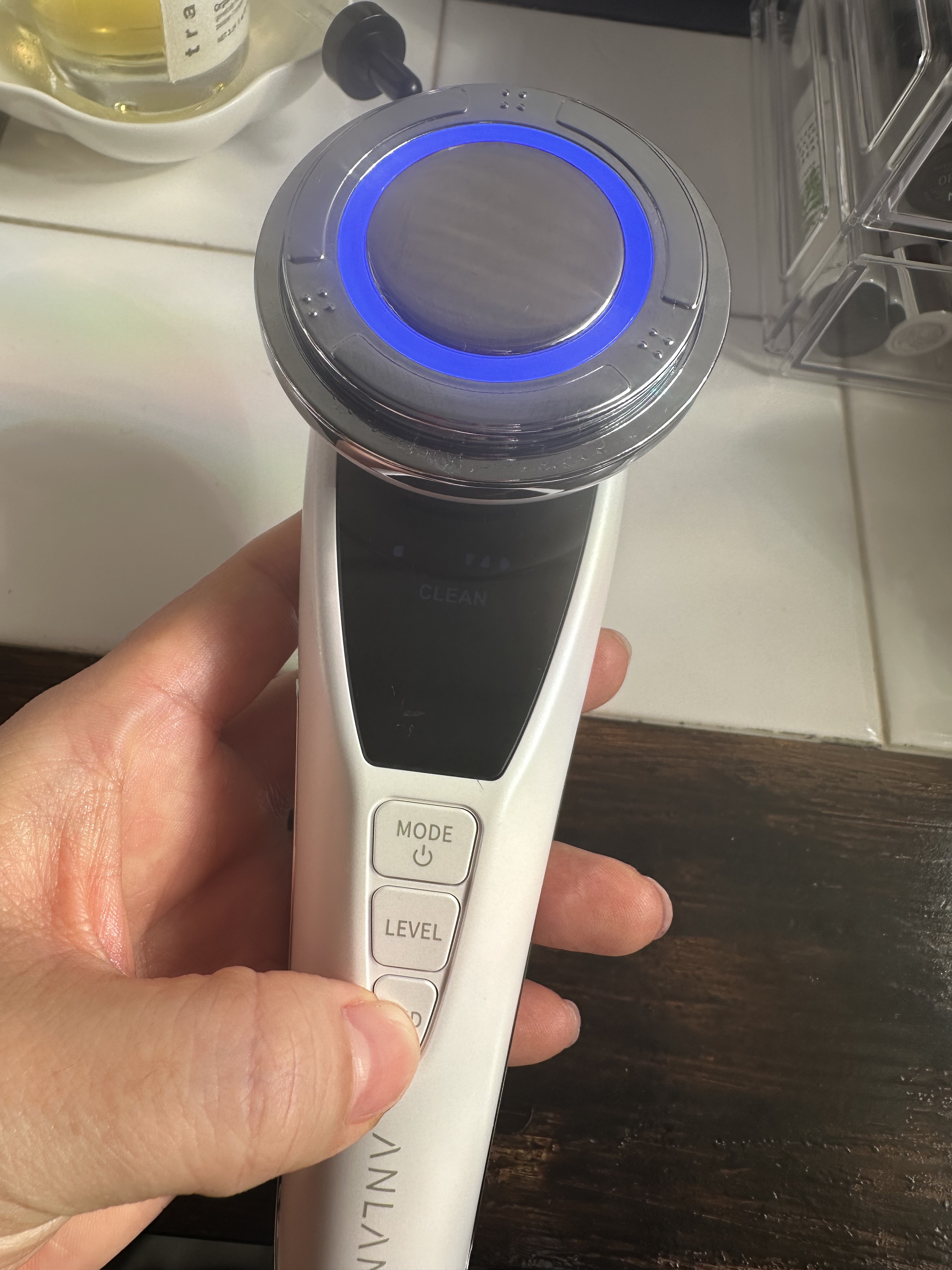 温冷美顔器PRO｜ANLANの口コミ - ANLAN 美顔器 種類が多くて迷いました