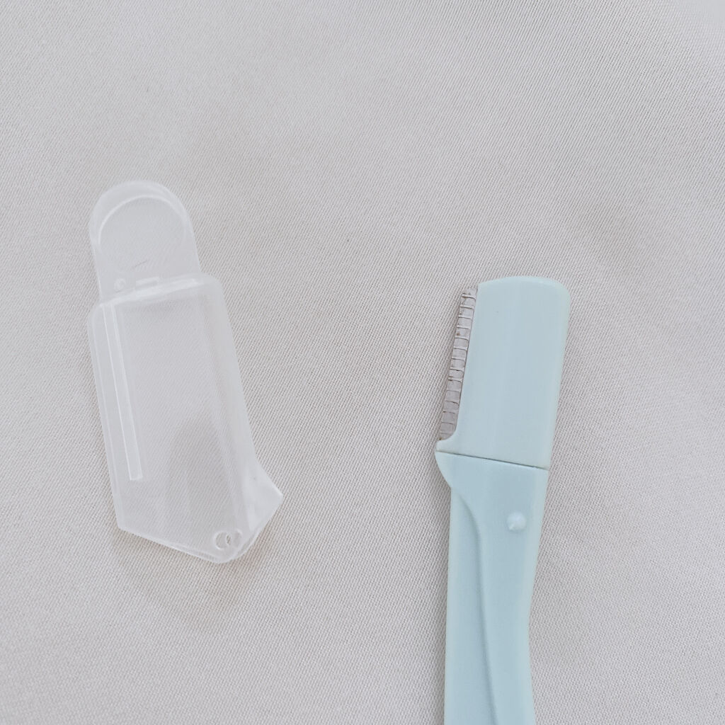 プレミア敏感肌用 Lディスポ/シック/シェーバーを使ったクチコミ（3枚目）