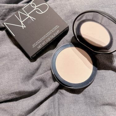 ソフトマット　アドバンスト　パーフェクティングパウダー/NARS/プレストパウダーを使ったクチコミ（1枚目）