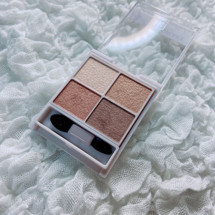 シルキースフレアイズ/キャンメイク/アイシャドウパレットを使ったクチコミ(2枚目)