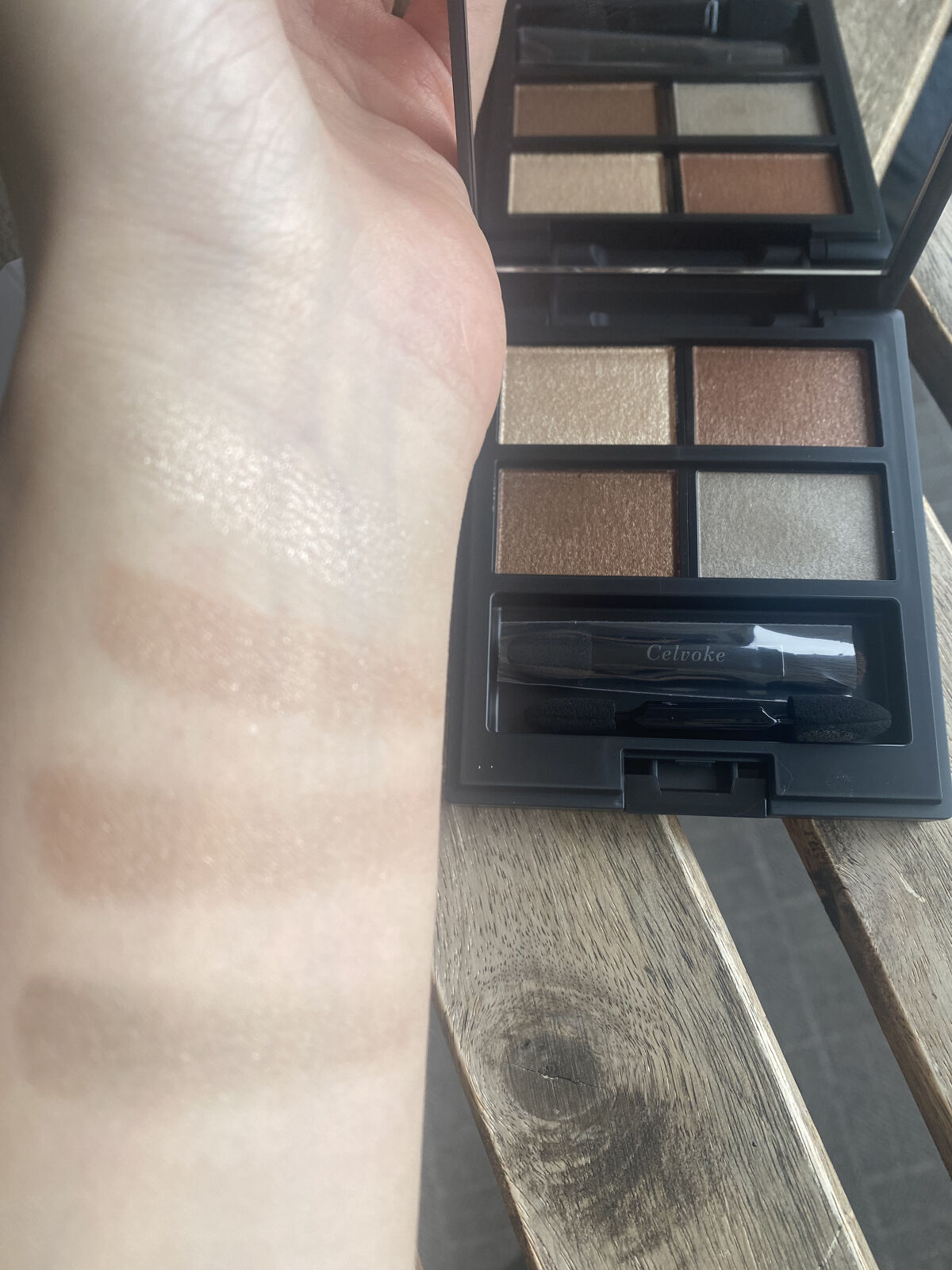 セルヴォーク ヴァティック アイパレット 01 スモーキーブラウン/Celvoke/アイシャドウパレットを使ったクチコミ（2枚目）