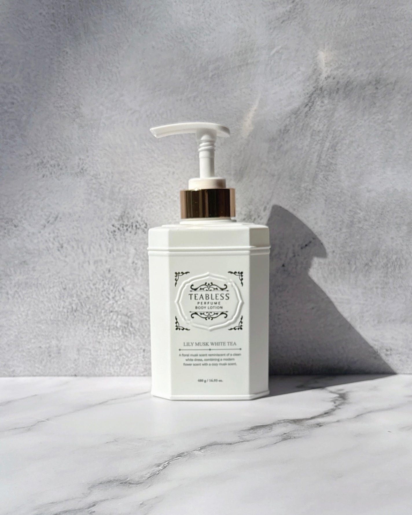 パフュームボディローション リリィムスクホワイトティー/TEABLESS/ボディローションを使ったクチコミ(2枚目)