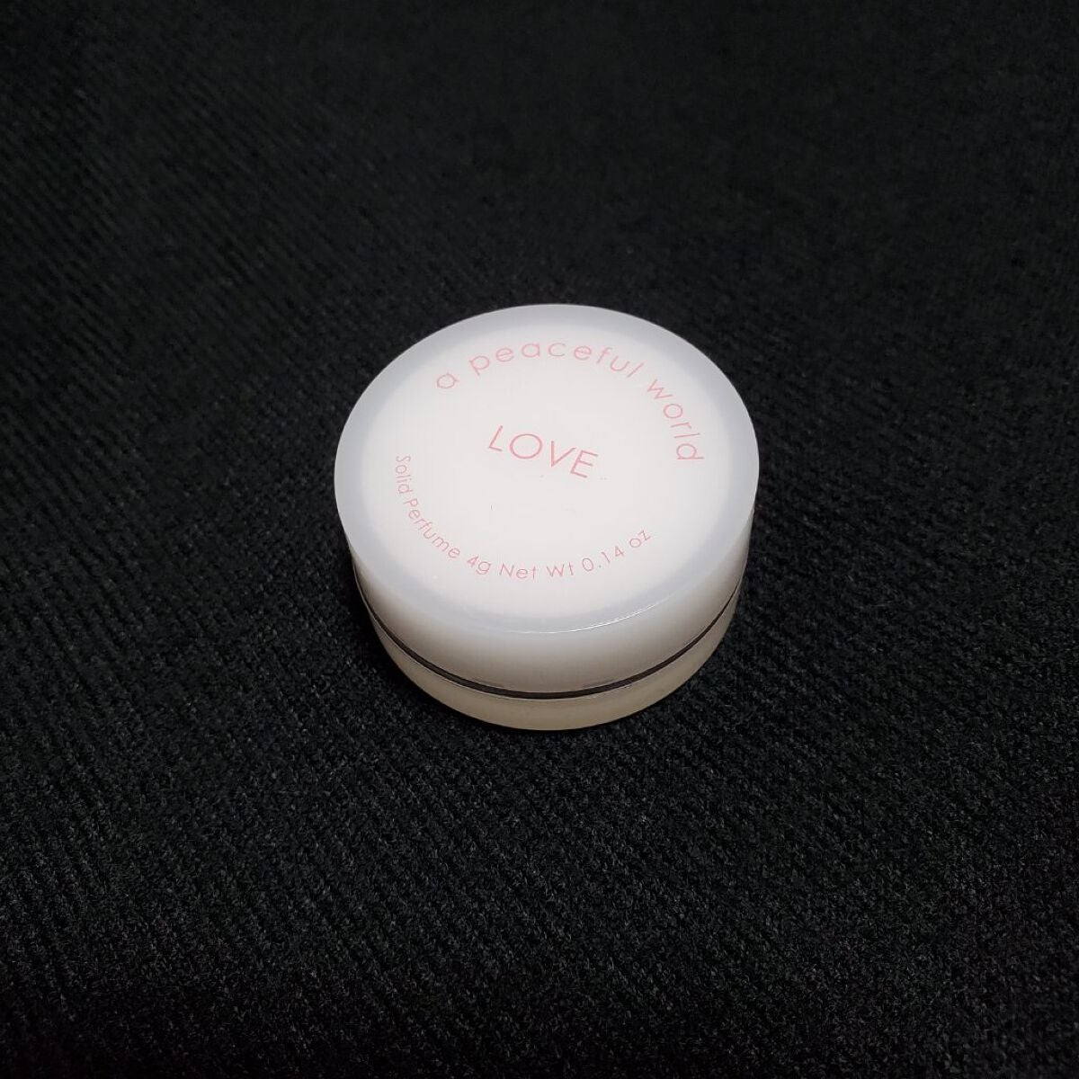LOVE ソリッドパフューム/a peaceful world/練り香水を使ったクチコミ(1枚目)