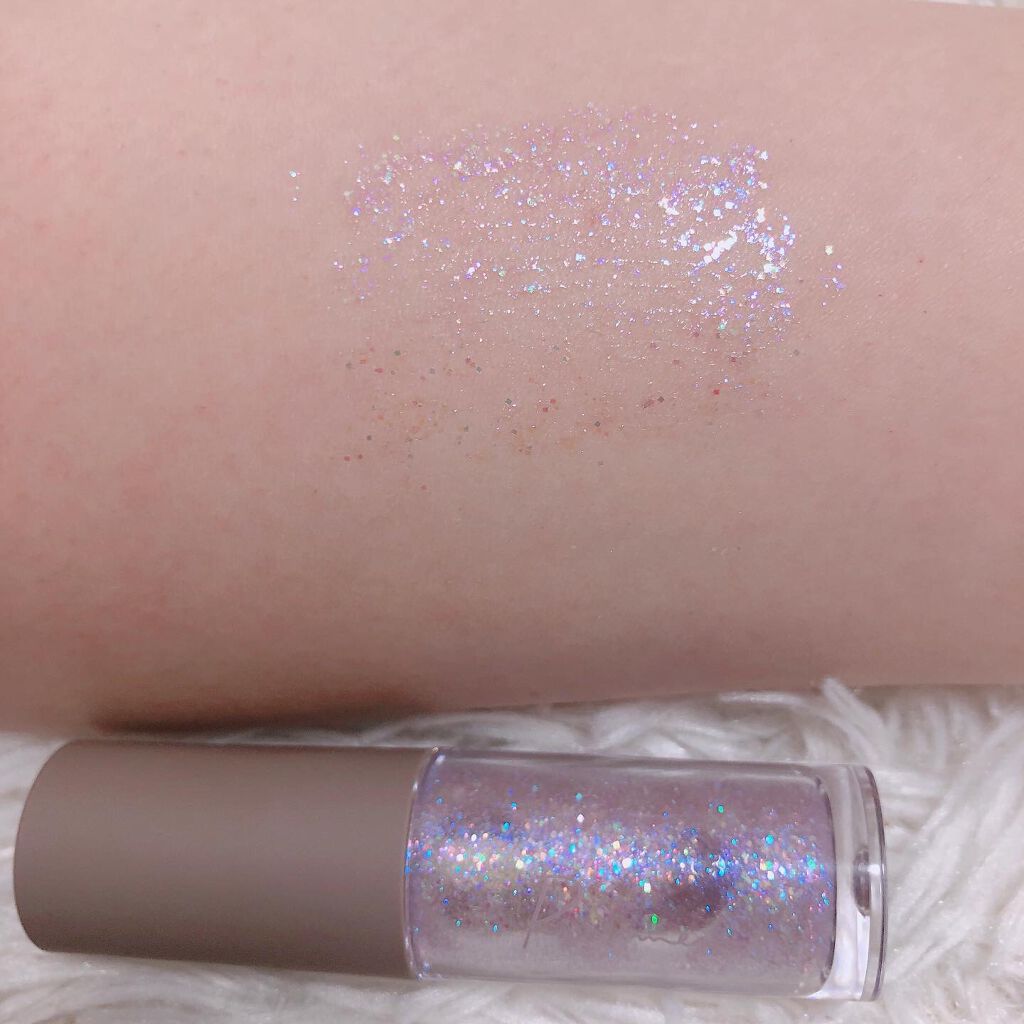 ピックミーアイズグリッター 04 チャームミー/Ririmew/グリッターを使ったクチコミ（3枚目）