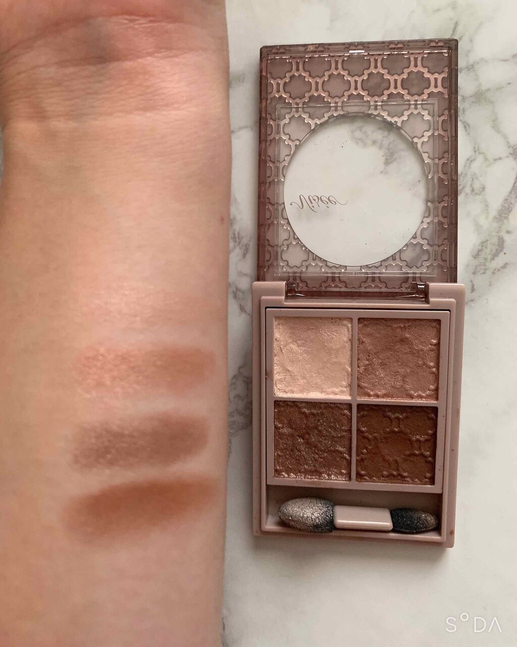 グロッシーリッチ アイズ N BR-5 ココアブラウン系/Visée/アイシャドウパレットを使ったクチコミ（3枚目）