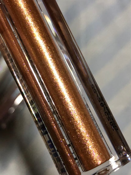 ダイヤモンドシリーズ 星空リキッドアイシャドウ/ZEESEA/リキッドアイシャドウを使ったクチコミ(4枚目)