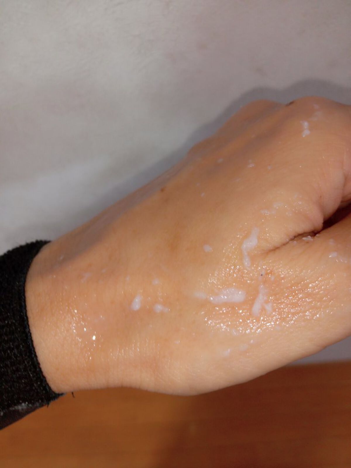 旅美人 コラーゲンピーリングジェルのクチコミ「🐼　🐼旅美人コラーゲンピーリングジェル🐼　🐼

消しゴム方式の

コラーゲンピーリングジェル
.....」（2枚目）