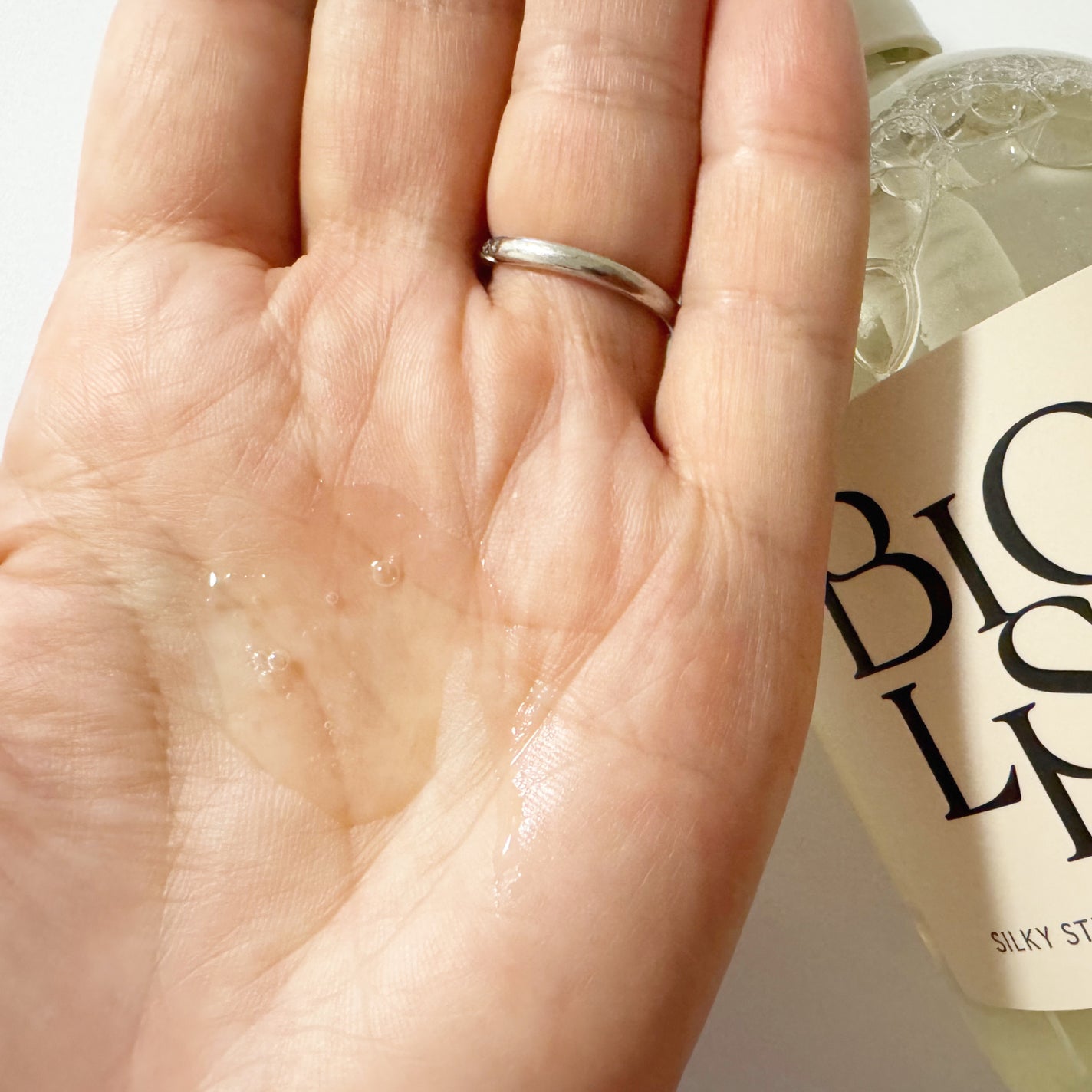 みあん on LIPS 「コーセーコスメポート株式会社様よりいただきました😊∞-----..」(3枚目)