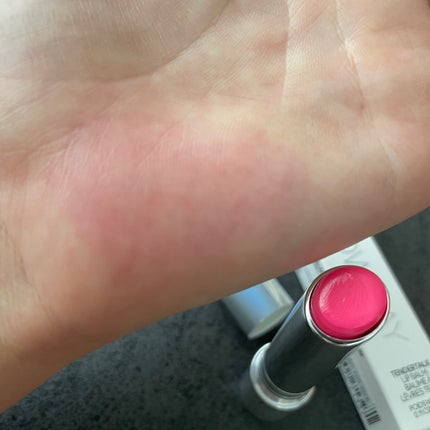 グロー プレイ テンダートーク リップ バーム/M・A・C/リップバームを使ったクチコミ(3枚目)