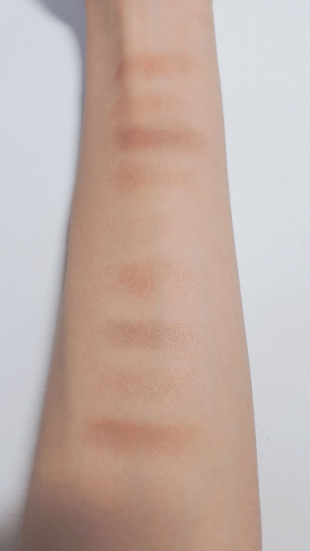 UR GLAM BLOOMING EYE COLOR PALETTE/U R GLAM/アイシャドウパレットを使ったクチコミ(3枚目)