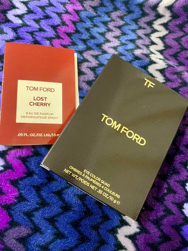 TOM FORD BEAUTYアイ カラー クォード030インソレント ローズを購入しました(*´︶`*)ﾉ✨こんなに高いアイシャドウを買うのに躊躇しましたけど、ポイントが入るのでここはと思い🙋🎶✨

