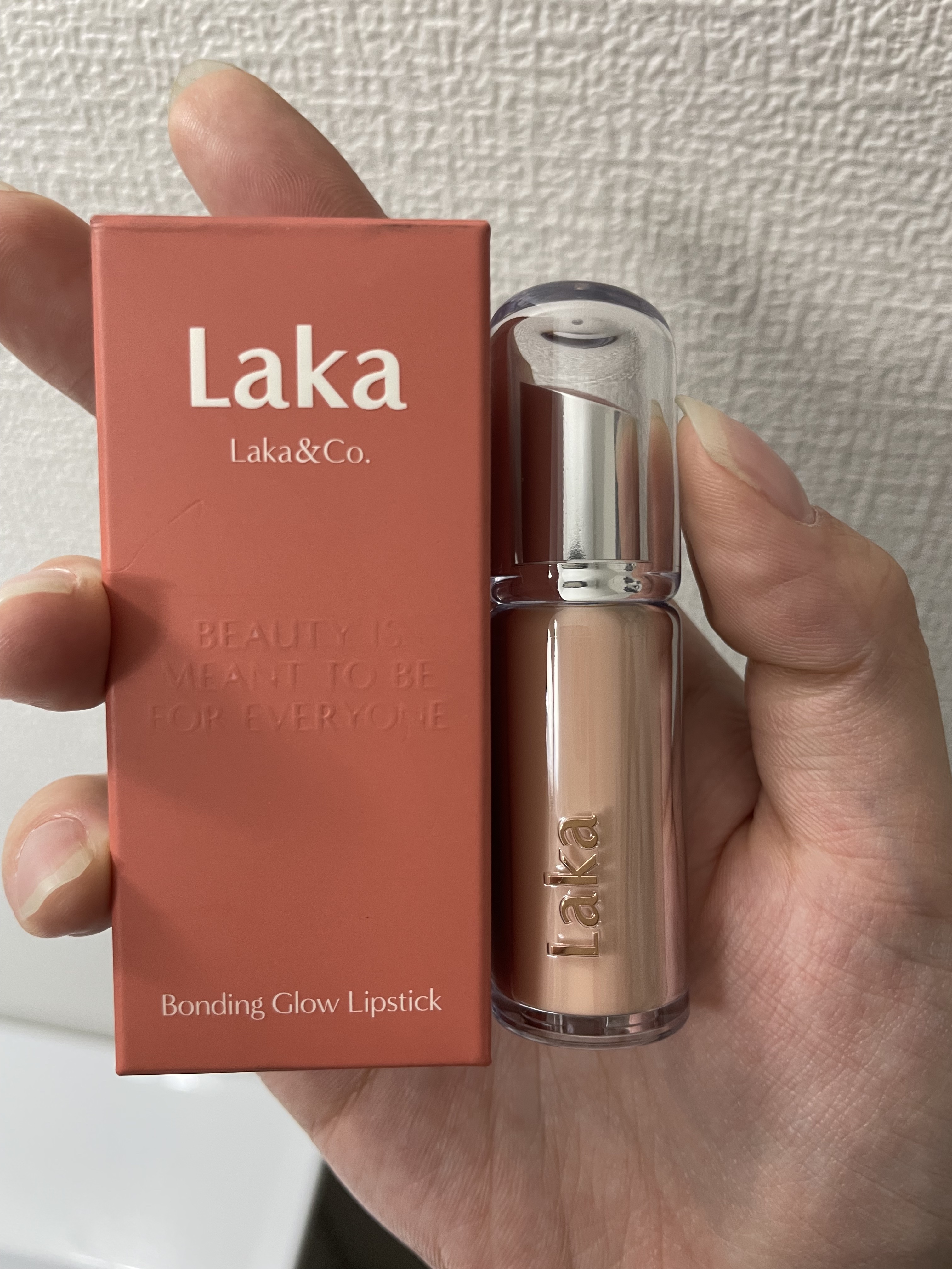 ボンディンググロウリップスティック/Laka/口紅を使ったクチコミ（1枚目）