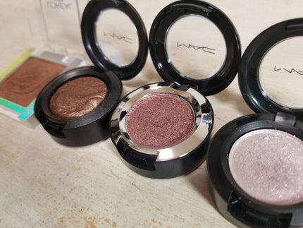 エクストラ ディメンション アイシャドウ/M・A・C/単色アイシャドウを使ったクチコミ(9枚目)