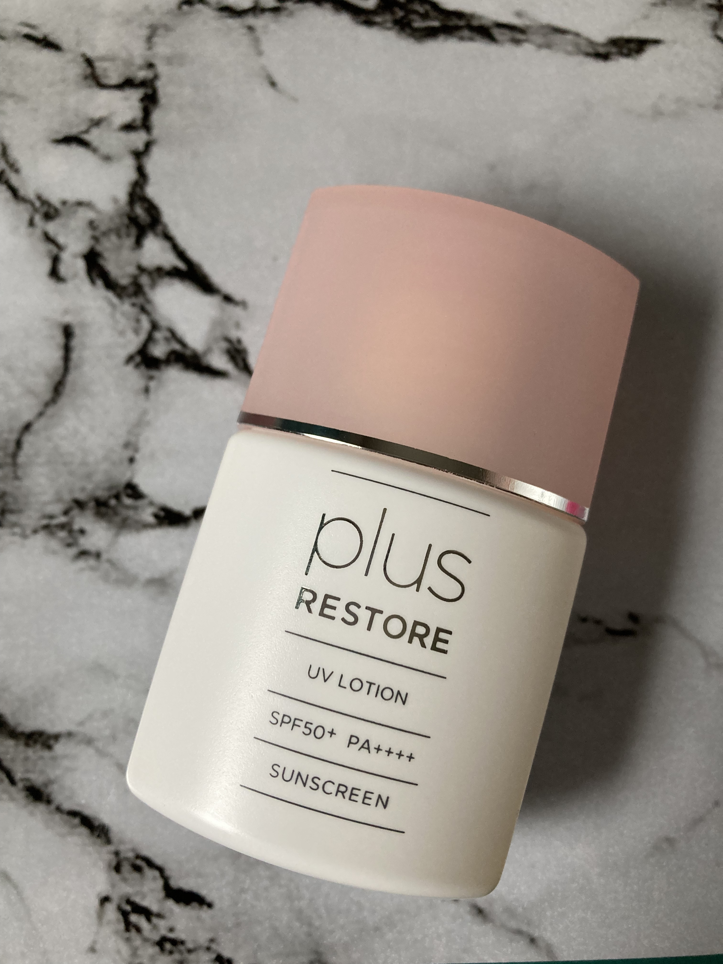 試してみた】UVローション PLUSRESTOREのリアルな口コミ・レビュー | LIPS