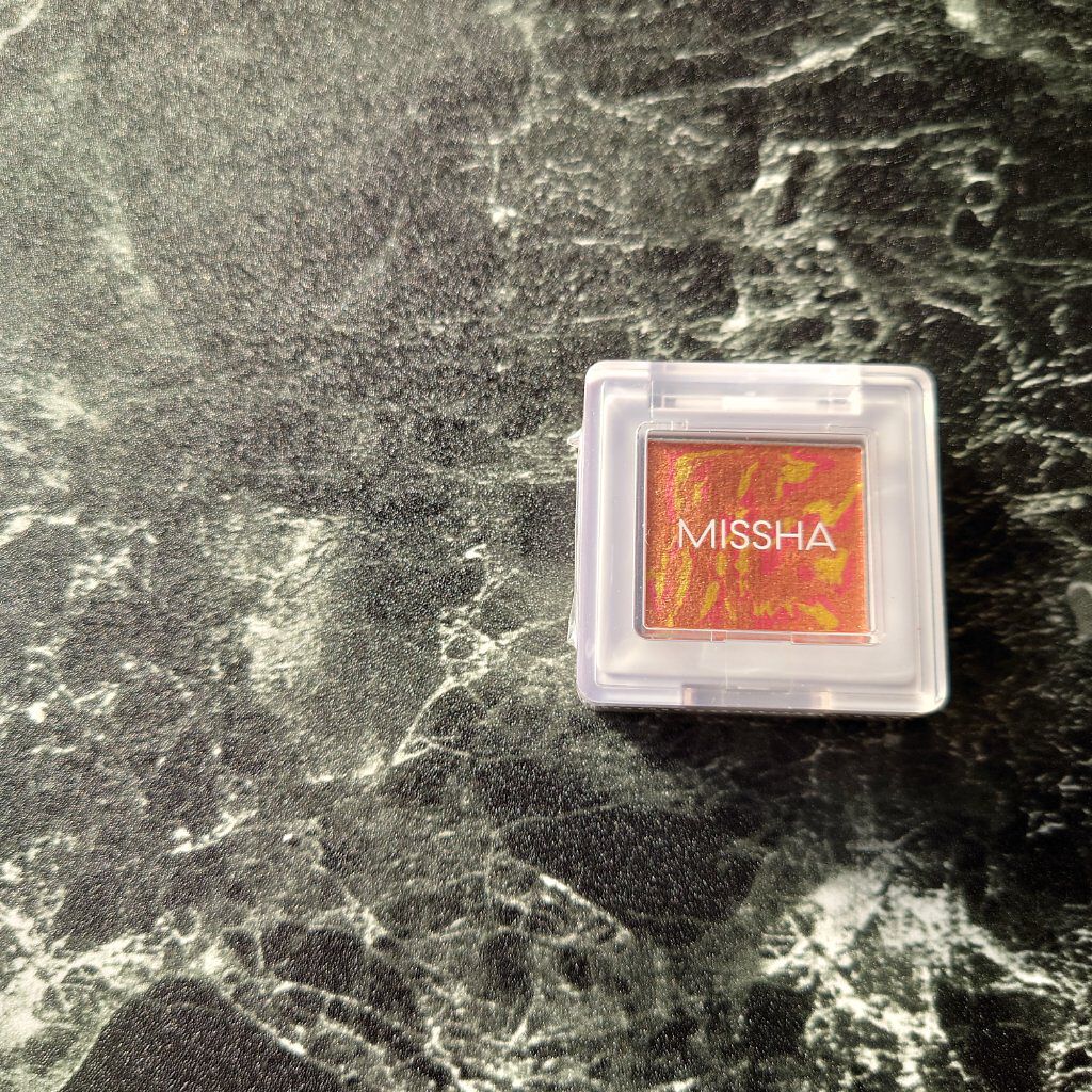 グリッタープリズム シャドウ マーブル グリッタープリズム シャドウ マーブル GOR02/MISSHA/単色アイシャドウを使ったクチコミ（1枚目）