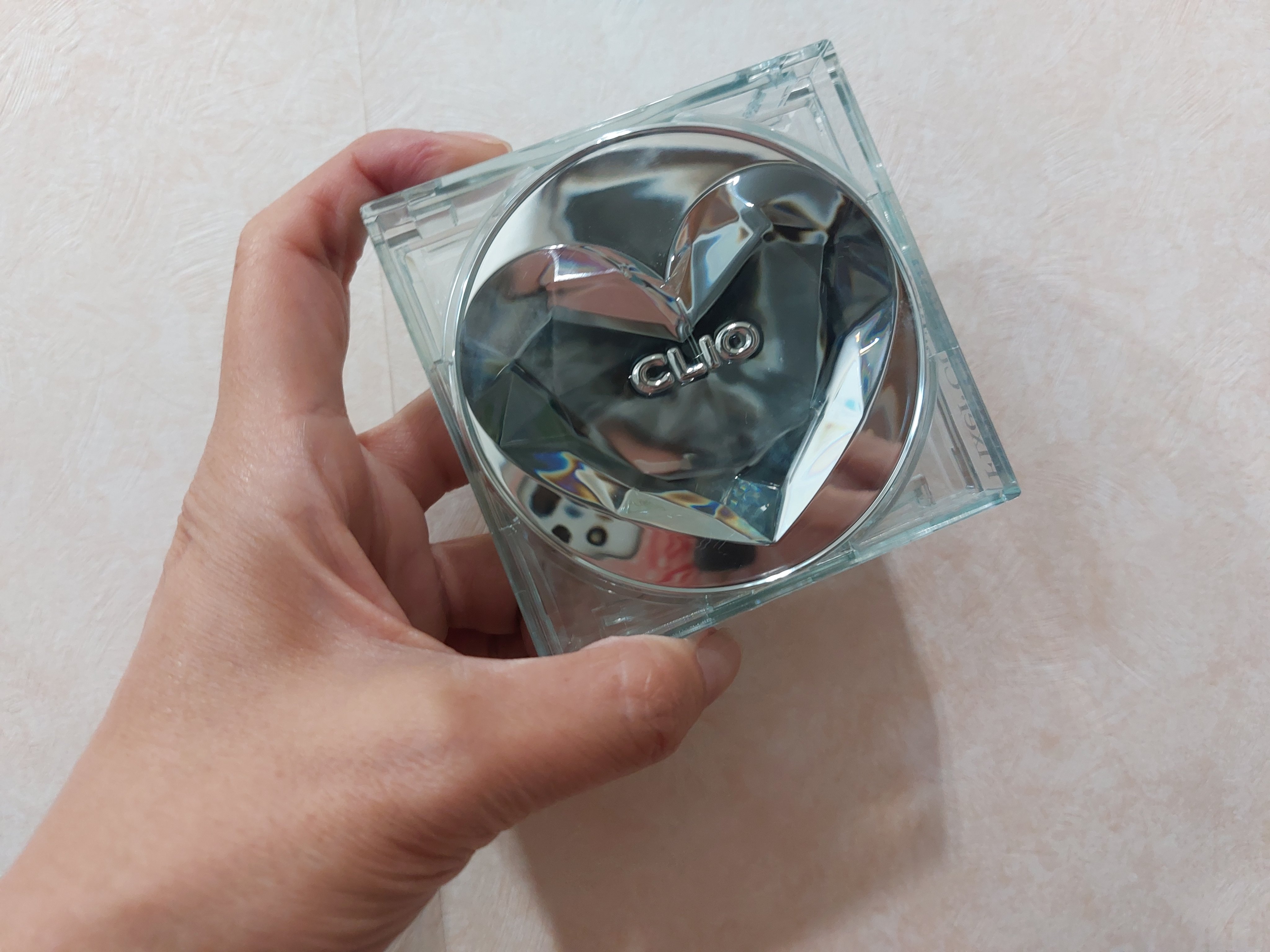 クリオ キル カバー スキン フィクサー クッション 21N LINEN/CLIO/クッションファンデーションを使ったクチコミ（1枚目）