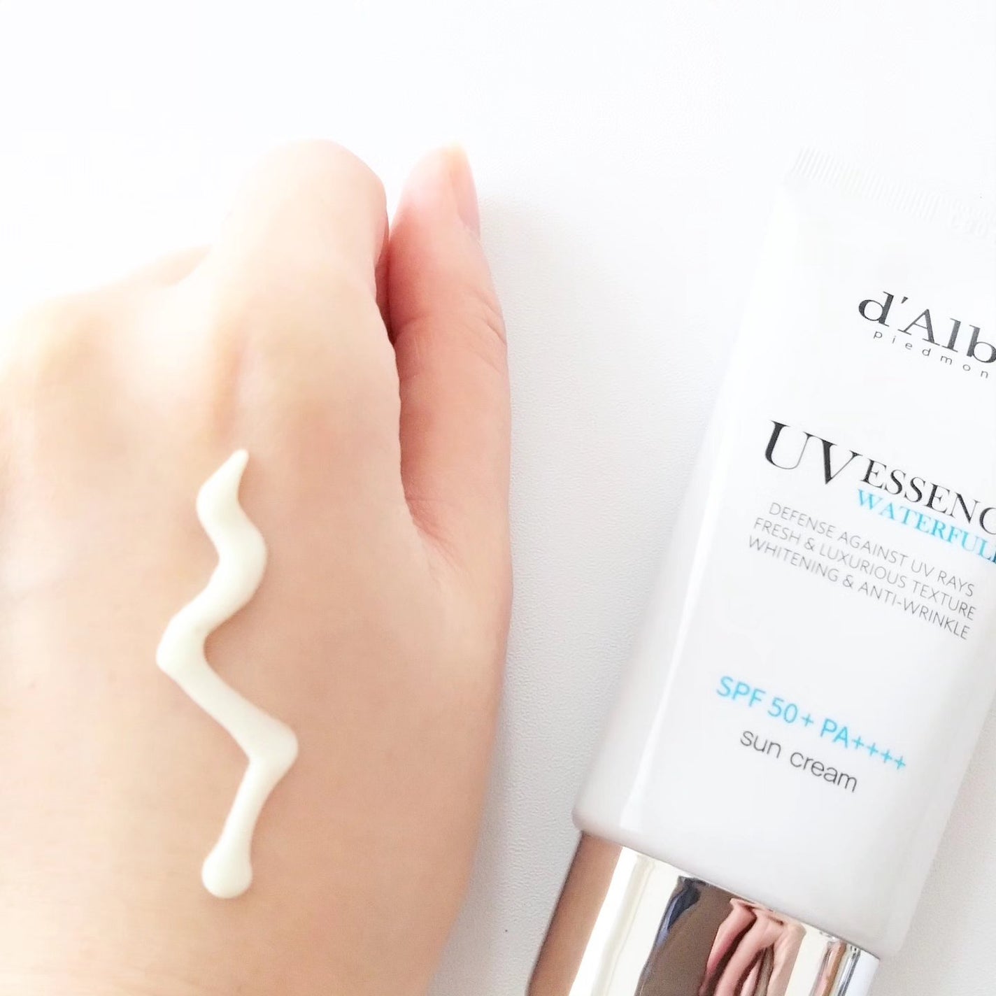 ダルバ ウォータフル エッセンス サンクリーム/ダルバ/日焼け止めクリームを使ったクチコミ(2枚目)