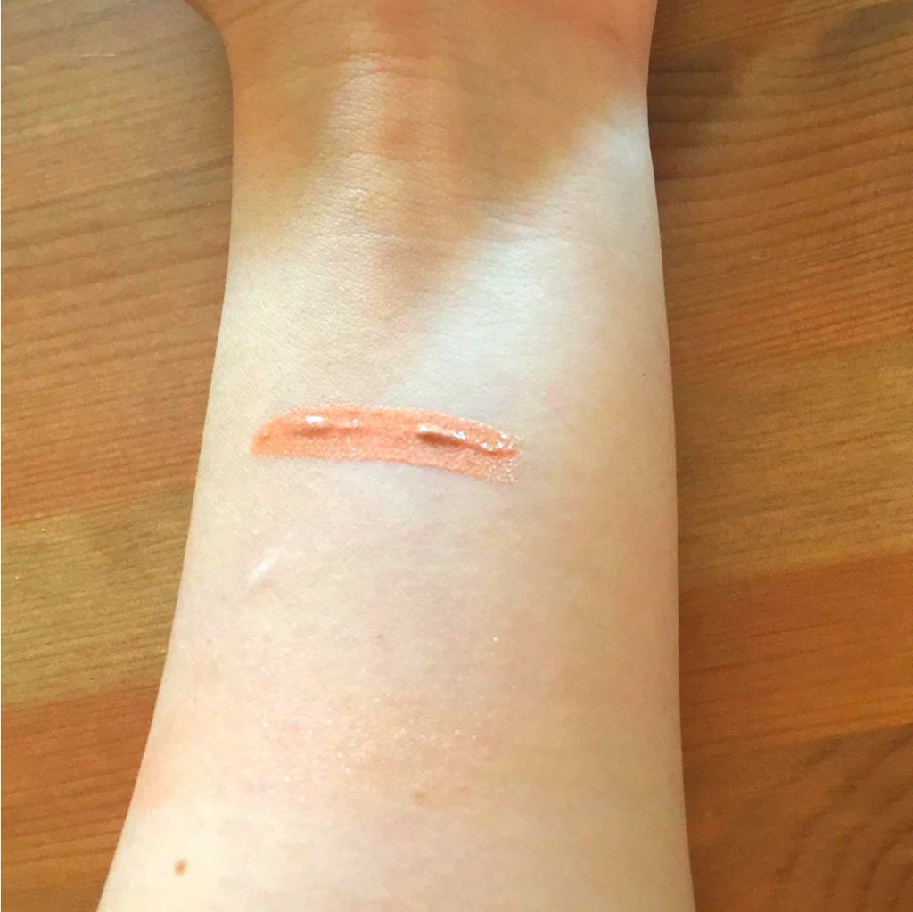 ウイスパーグロスフォーアイ/THREE/リキッドアイシャドウを使ったクチコミ（2枚目）