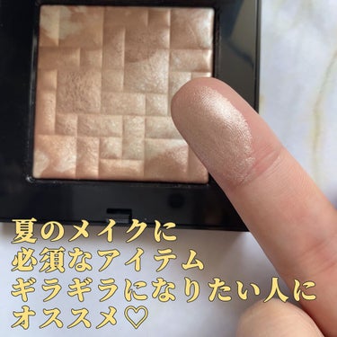 ハイライティング パウダー/BOBBI BROWN/ハイライトを使ったクチコミ（2枚目）