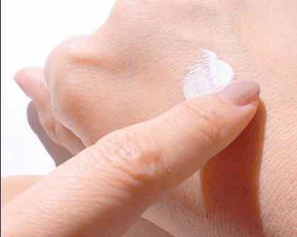 Tカラーチェンジライトタッチファンデーション/TERNARY/リキッドファンデーションを使ったクチコミ(2枚目)