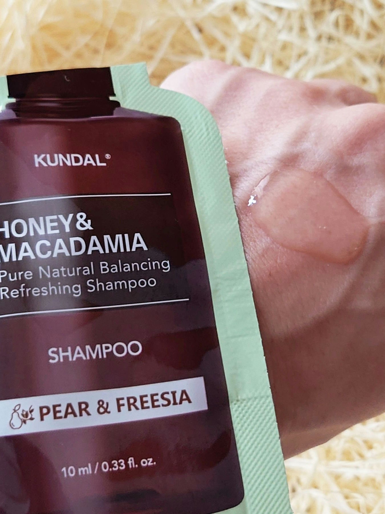 クンダル H&Mシャンプー/ヘアトリートメント ペアー＆フリージア パウチ(シャンプー 10ml+トリートメント 10ml)/KUNDAL/市販シャンプーを使ったクチコミ（2枚目）
