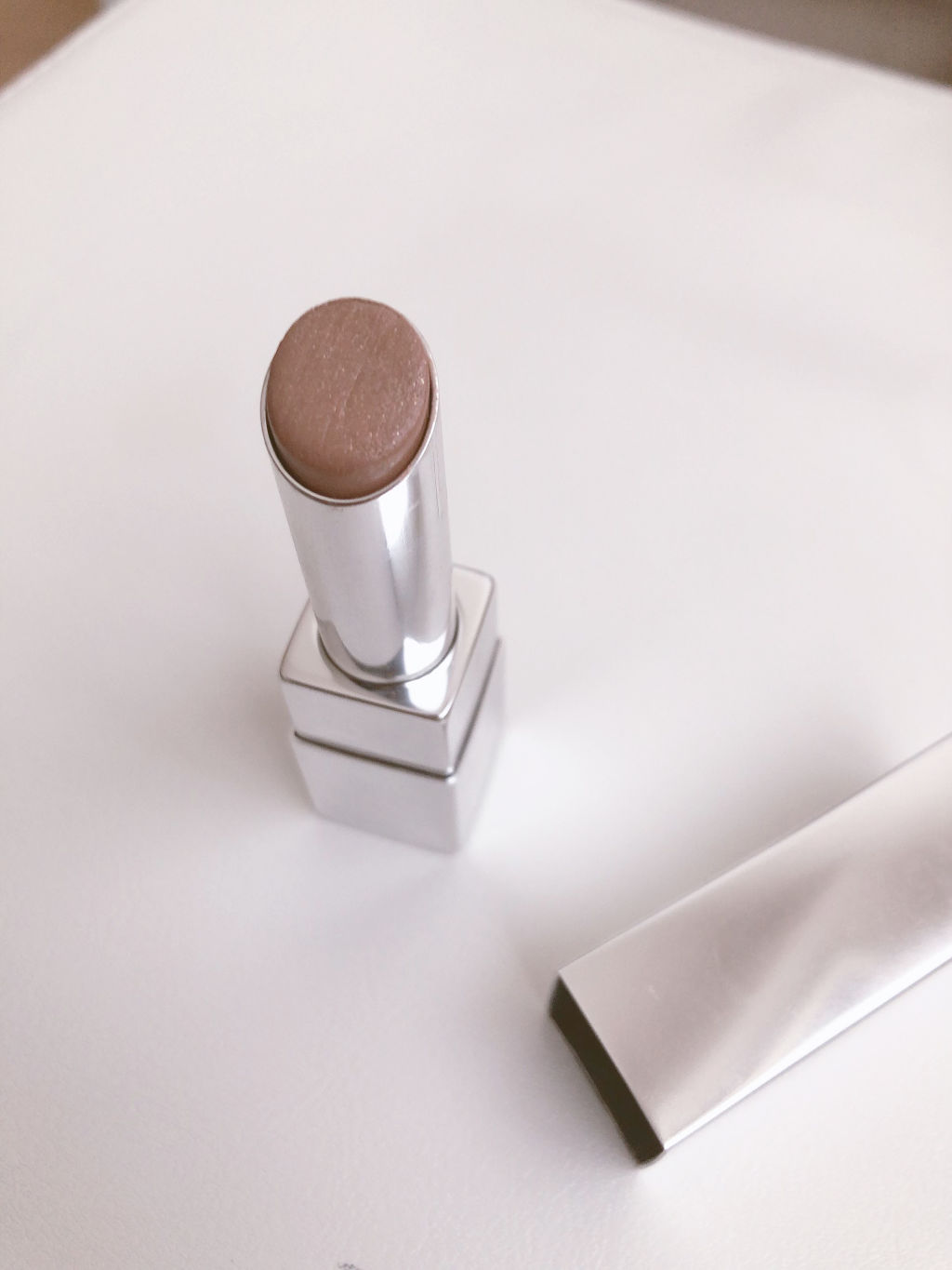 イレジスティブル グローリップス 08 モードベージュ/RMK/口紅を使ったクチコミ（1枚目）