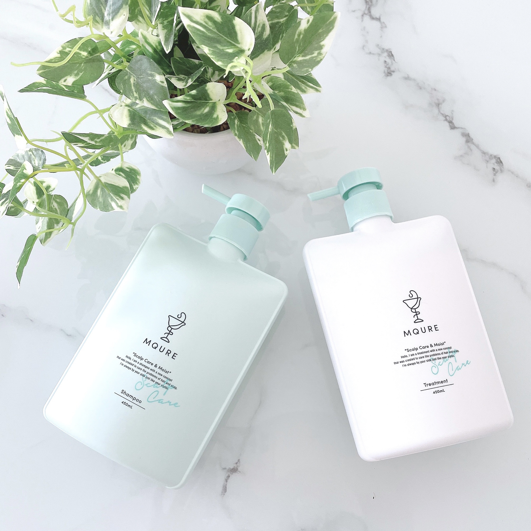 最近ヘアケアに悩み中で色々試している中今回は
MQURE 
エムキュア薬用スカルプケア＆モイスト
シャンプー　トリートメント
を使い始めました♪

2つの有効成分でかゆみやふけを防ぎ頭皮を健やかにケアしてくれるシャンプー
頭皮のトラブル対策