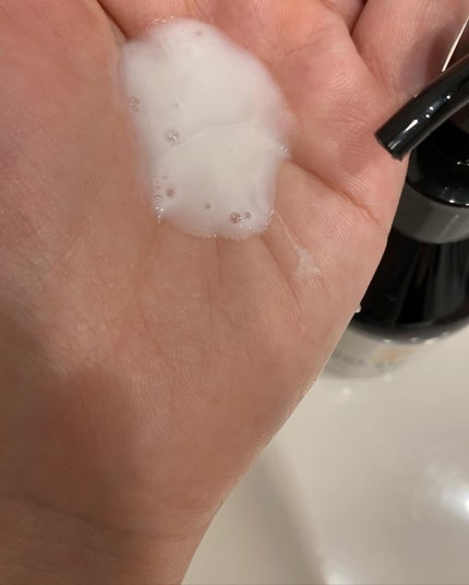 Carrie125 on LIPS 「【ONESTONETWOBIRDSバブルフェイスウォッシュ 洗..」(4枚目)