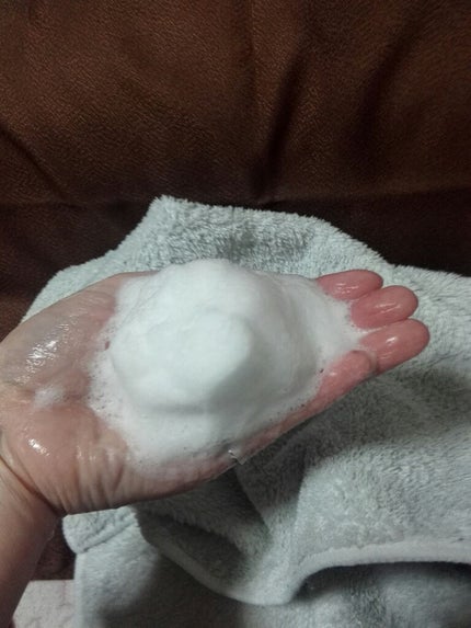 natu savon select フォームウォッシュ (ホワイト)のクチコミ「こんにちは、六花です🎵
今日こそは映える画像をと思いましたが……白い💧
今のところ【春限定.....」(2枚目)