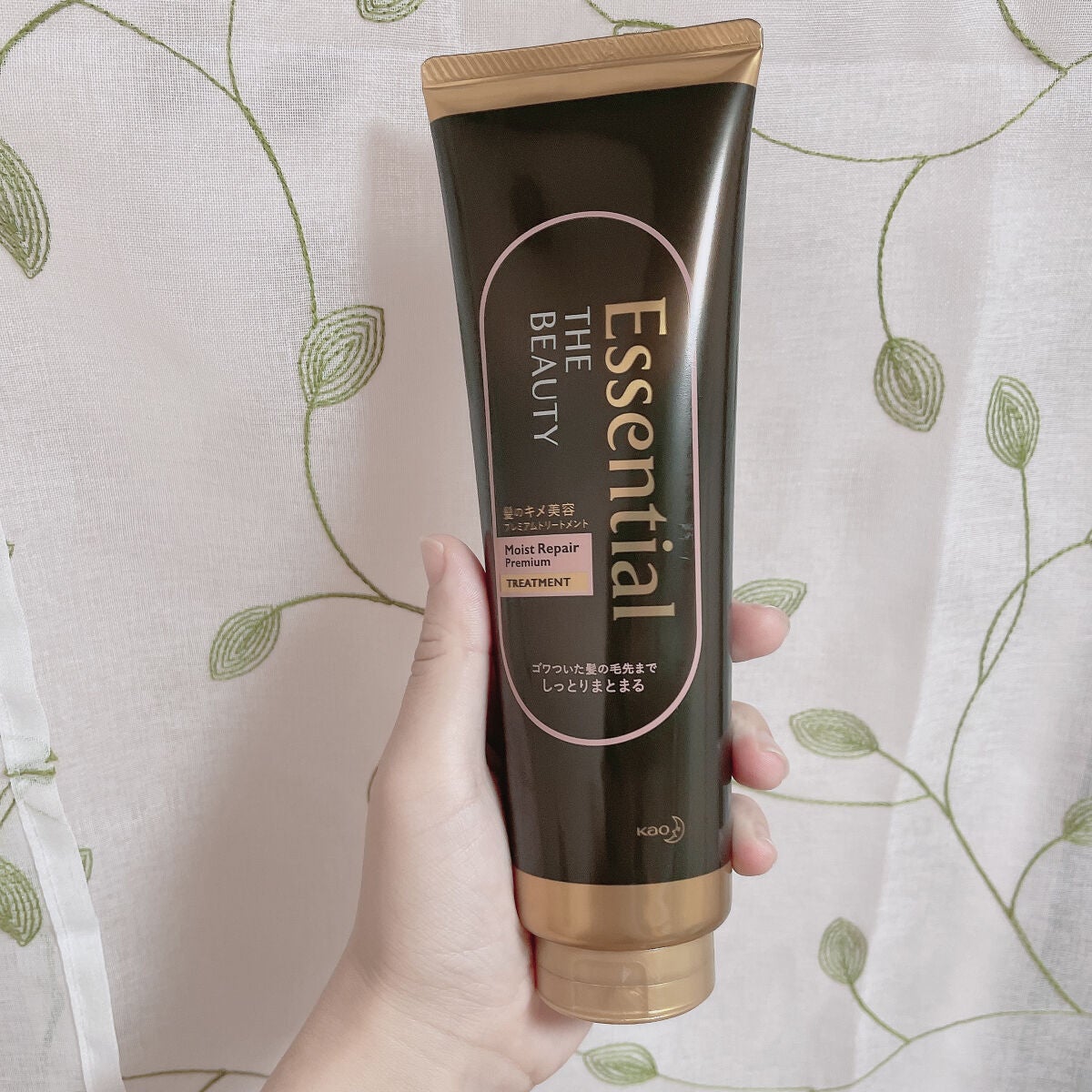 THE BEAUTY 髪のキメ美容プレミアムトリートメント<モイストリペアプレミアム>/エッセンシャル/洗い流すヘアトリートメントを使ったクチコミ(1枚目)