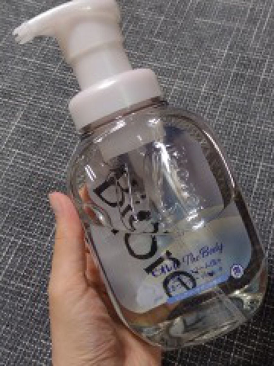 ザ ボディ 泡タイプ ピュアリーサボンの香り/ビオレu/ボディソープを使ったクチコミ（3枚目）