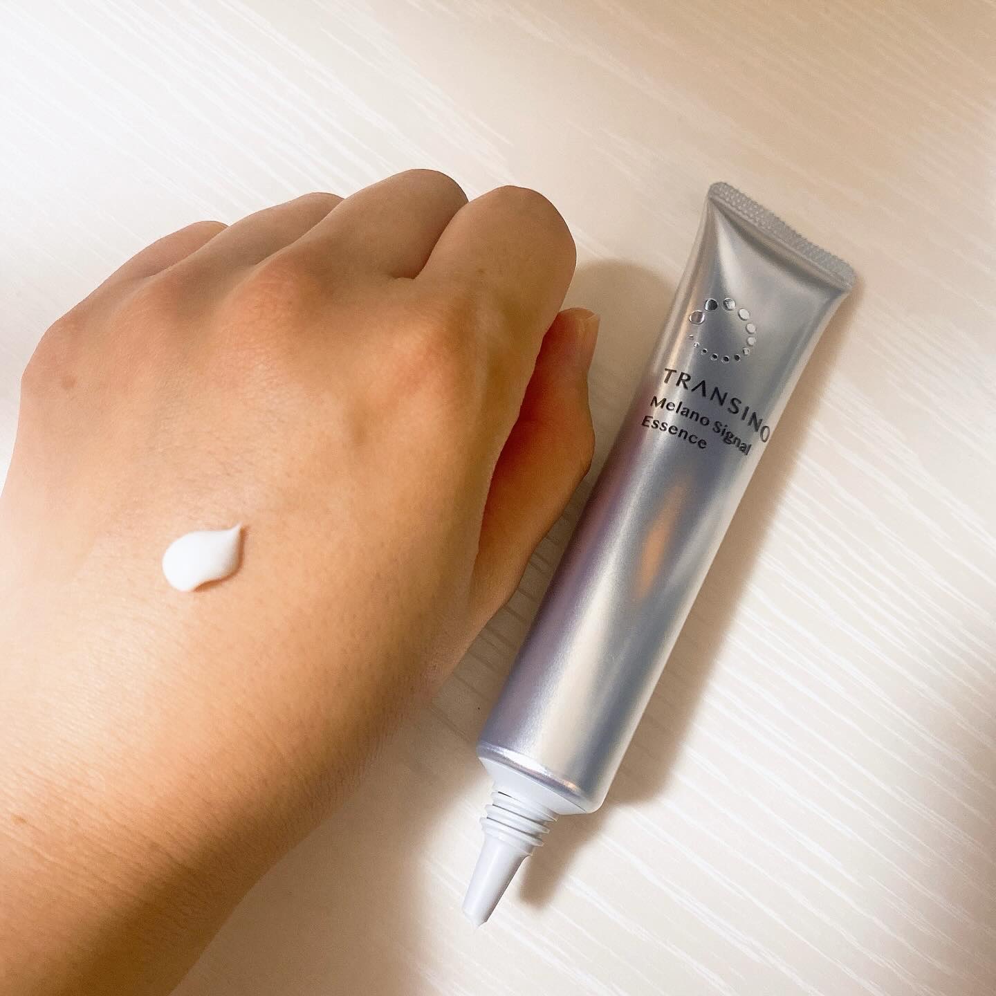 薬用メラノシグナルエッセンス/トランシーノ/美容液を使ったクチコミ（2枚目）