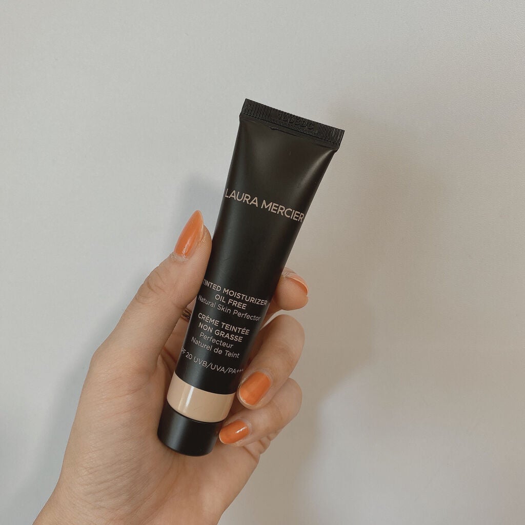 ティンティド モイスチャライザー ブラーリング /ローラ メルシエ/クリーム・エマルジョンファンデーションを使ったクチコミ(6枚目)