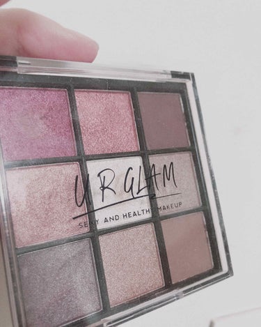 UR GLAM　BLOOMING EYE COLOR PALETTE/U R GLAM/パウダーアイシャドウを使ったクチコミ（1枚目）