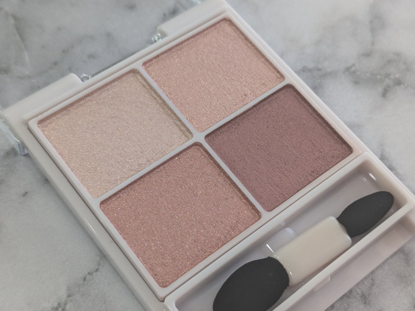 シルキースフレアイズ/キャンメイク/アイシャドウパレットを使ったクチコミ(1枚目)